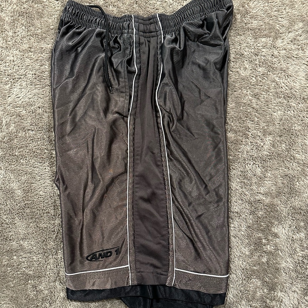 And1 men’s large basketball shorts